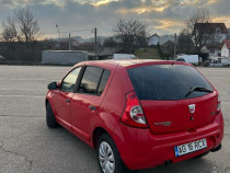 Vand sandero 1.6 anul 2009