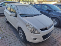 Masina Hyundai i20 in stare buna de functionare