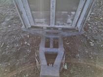Remorca și plug tractor