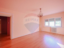 Apartament decomandat cu 2 camere de v&acirc;nzare &ndash; Zona Dacia