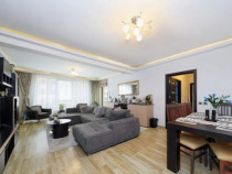 Apartament 3 camere, decomandat - zona Tractorul
