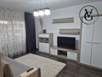 Apartament cu 3 camere, recent renovat, zona Dacia