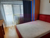 Vanzare apartament de 3 camere in zona Decebal, stradal