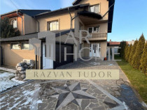 Casa 5 camere , renovata 2020 cu garaj , Ploiesti , central