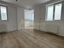 Garsoniera gata de mutat - Metrou Dimitrie Leonida