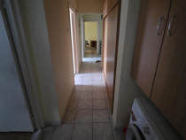 Vănd apartamentul de 3 camere decomandat