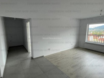 Apartament 2 camere, decomandat - zona Noua