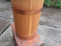 Vas ornamental din lemn 