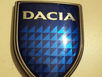 Emblema Dacia Logan spate