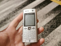 Sony Ericsson k608i