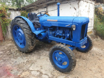 Tractor fordson