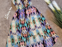 Rochie deosebita cu trena, marimea 40, rochita multicolora