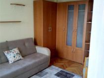 Apartament o camera decomandat