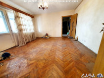 Apartament 3 camere, situat în Târgu Jiu, Bld Republicii