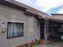 Casa mobilata utilata, 4 camere, 93 mp utili, 297 mp teren,
