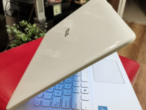 Laptop Asus ALB + mouse