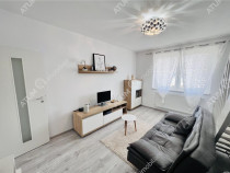 Apartament cu 3 camere balcon si loc parcare zona Arhitectil