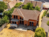 Două case pe Calea Radnei comision 0