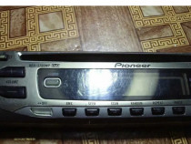 Bord radio casetofon Pioneer DEH-3700MP