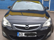 Opel Astra J 2012