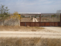 FERMA cu teren 4 hectare Plopeni Constanta