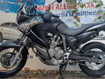 Motocicleta HONDA Transalp XL700VA cu ABS