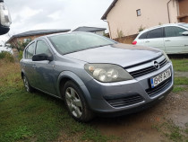 Vând Opel Astra H