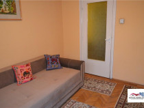 Apartament 4 Camere si 2 Bai de Zona Semicentrala