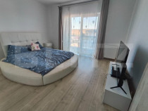 Apartament 4 camere, mobilat, parcare, zona Vivo