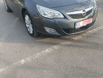 Liciteaza-Opel Astra 2012