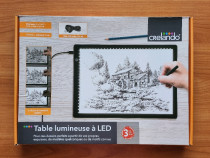 Tableta LED A4 pentru desenat/trasat, cu lumina pentru a copia desene