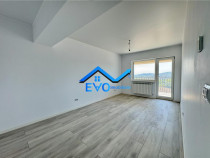 Apartament o camera decomandat, baie cu geam, Evergreen Towe