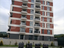 Apartament mobilat si utilat, 56 mp utili, 2 balcoane, lift,