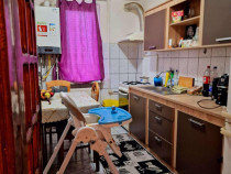 Apartament 3 camere de închiriat