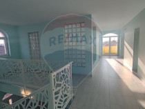 De inchiriat spatiu generos nerezidential la casa/mansard...