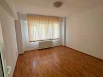 Apartament 2 camere semidecomandat P/4 zona Bul Timisoara