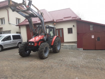 Tractor Massey - Ferguson,cu încărcător