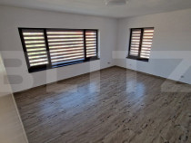 Casă de închiriat pe 3 nivele cu 6 camere in suprafata de