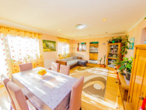 Apartament de vanzare Victoriei, garaj și curte proprie