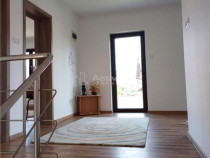 Case de langa liceu in Talmaciu