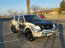 Nissan Pathfinder, 2012, 2500cmc, 190CP, Euro5, 7 locuri - Intretinut