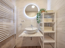 Apartament de vanzare, cu 3 camere zona Tractorul