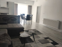 Apartament 4 camere de inchiriat, 100mp, etaj 3, centru Rada