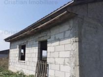 Casa LA ROSU, din BCA, teren 300 mp Chiscani