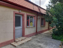 Casa 4 cam boltari teren= 670 mp toate utilitatile Chercea-