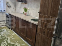 Apartament cu 3 camere, 62,5 mp, zona Careiului