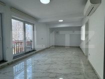 Apartament 3 camere, 100 mp, etaj intermediar, bloc nou, zon