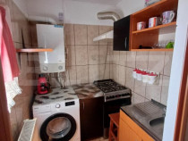 Apartament de vanzare, cu 2 camere, 34 mp, mobilat-utilat, z