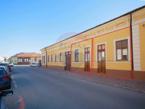 De vânzare 2 apartamente complet renovate Ultracentral