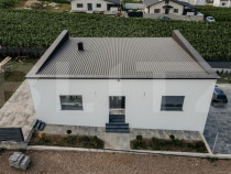 Casa individuala cu 4 camere, 255 mp utli, 700 mp teren, zon